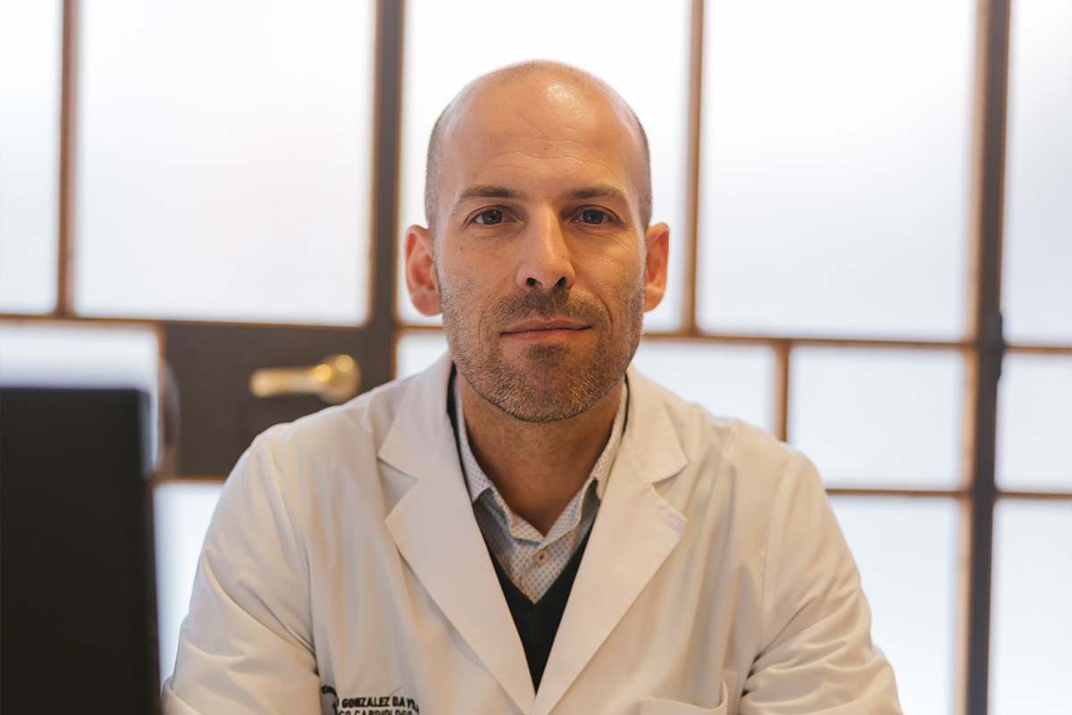 Dr. GONZALEZ DAVILA, Emanuel