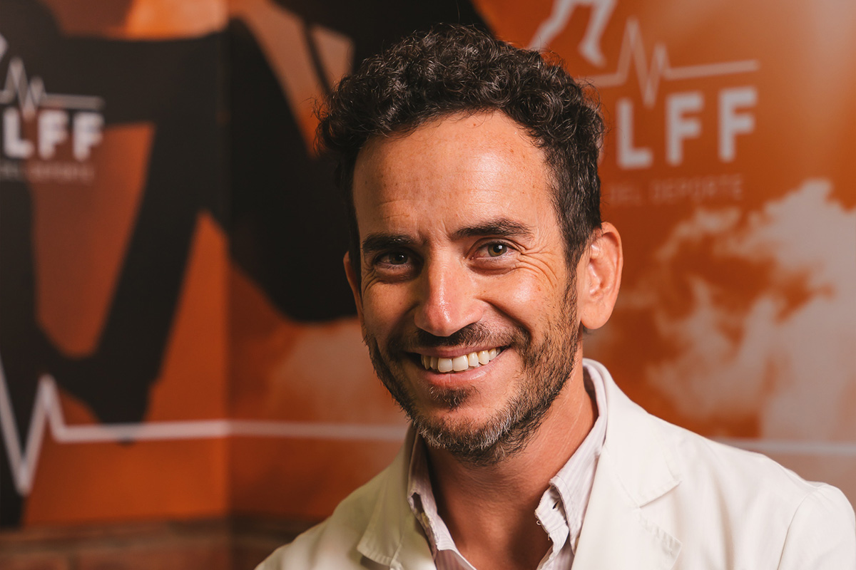 Dr. WOLFF, Sebastián